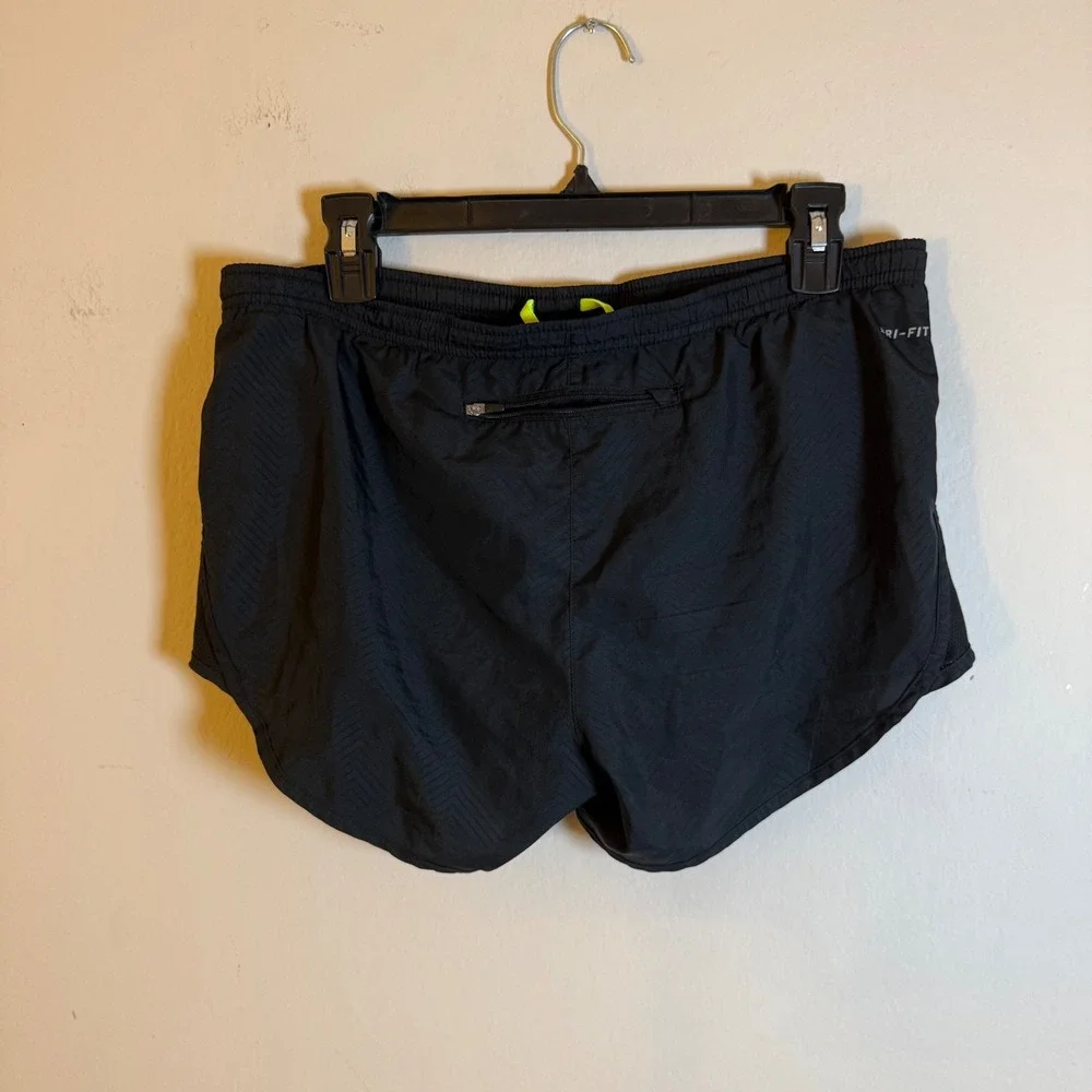 Nike Dri-FIT Mens Running Shorts Black Chevron‎ Pattern Zipper Pocket Small